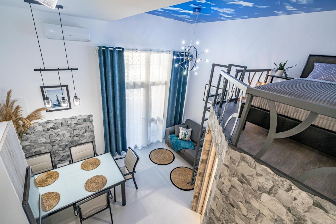 Exquisite Studio Apartment With An Original Design บาเลนเซีย ภายนอก รูปภาพ